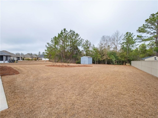 view of yard with a shed