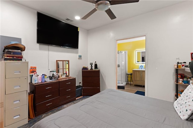 bedroom featuring ceiling fan