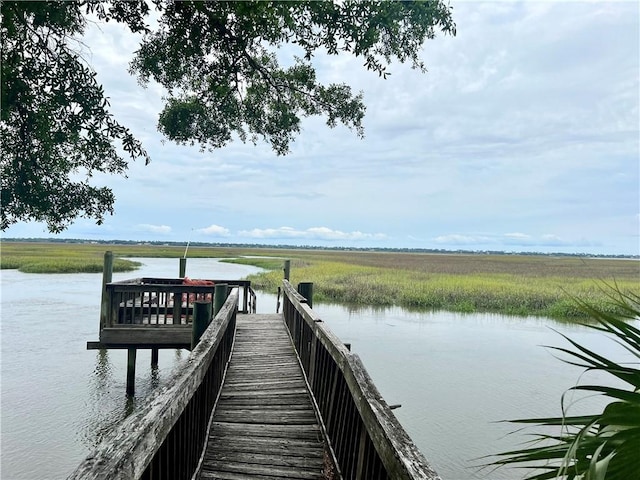 Listing photo 2 for 107 Van Velzen Ln, Saint Simons Island GA 31522