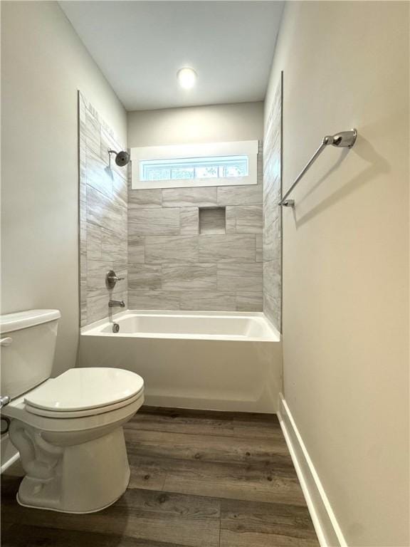 193 W Melody Dr, Jesup, GA 31545 - full bath with wood finished floors and bathing tub / shower combination