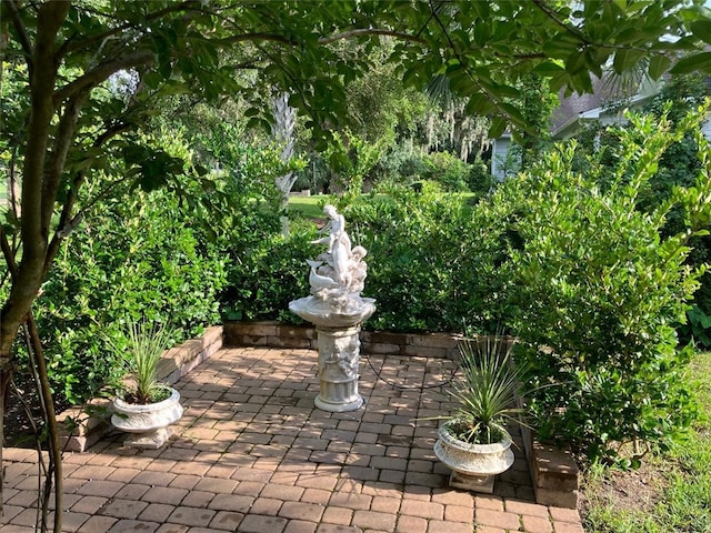 265 Harbor Pointe Dr, Brunswick, GA 31523 - view of patio / terrace