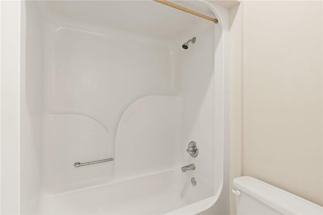 127 Clipper Bay Rd, Brunswick, GA 31523 - full bath featuring toilet and  shower combination