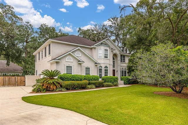 view of front of home with a front yard