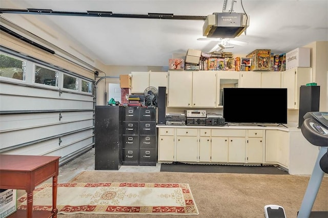 407 Butler Ave, Saint Simons Island, GA 31522 - kitchen with cream cabinets