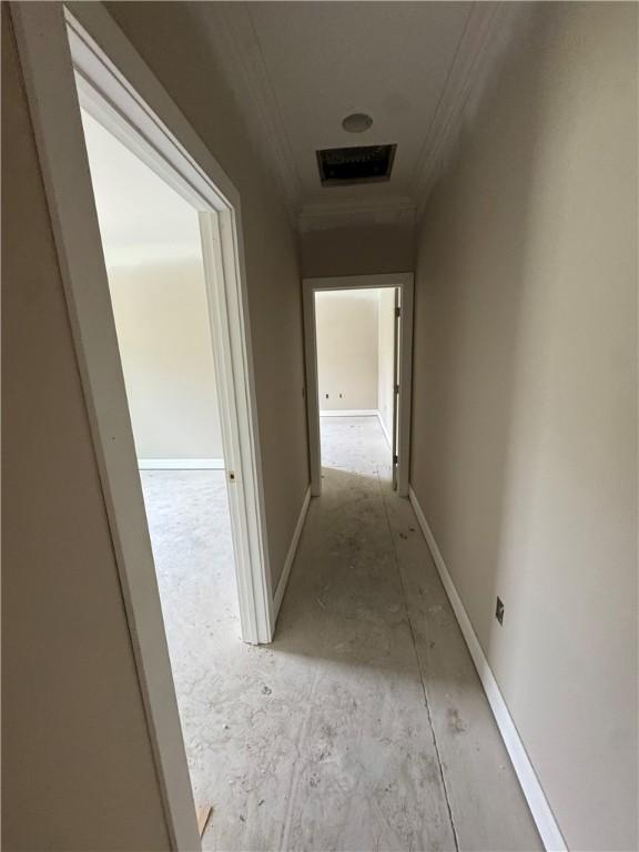 102 Bluebird Ct, Saint Marys, GA 31558 - corridor with crown molding