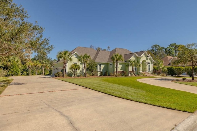 view of front of house with a front yard