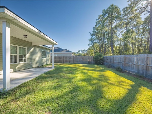 view of yard with a patio