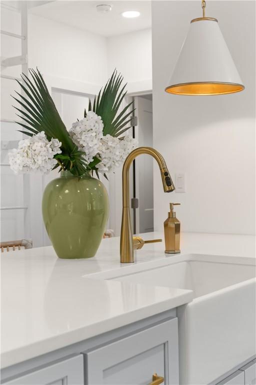 108 Hamilton St, Saint Simons Island, GA 31522 - detailed view of a sink