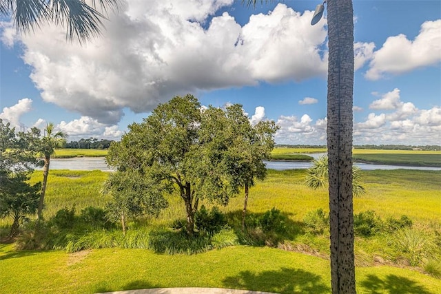 view of yard with a water view