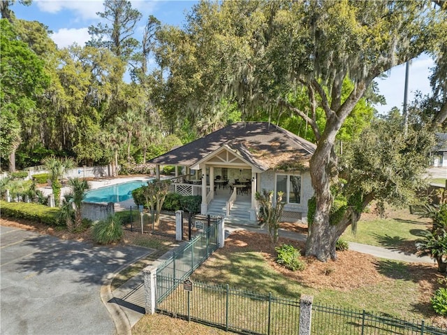 142 Montrose, Saint Simons Island, GA 31522 - view of front facade
