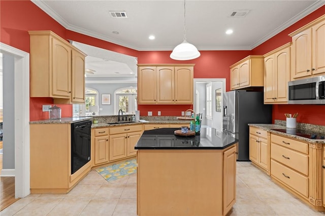 142 Montrose, Saint Simons Island, GA 31522 - kitchen featuring black appliances, a sink, light brown cabinetry, a kitchen island, and ornamental molding