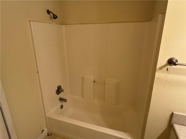 448 Moss Creek Ln, Brunswick, GA 31520 - full bathroom featuring bathing tub / shower combination