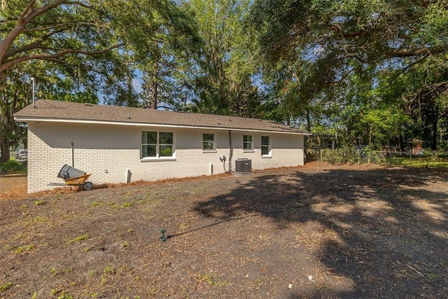 515 Nottingham Dr, Brunswick, GA 31525 - view of front of house with brick siding