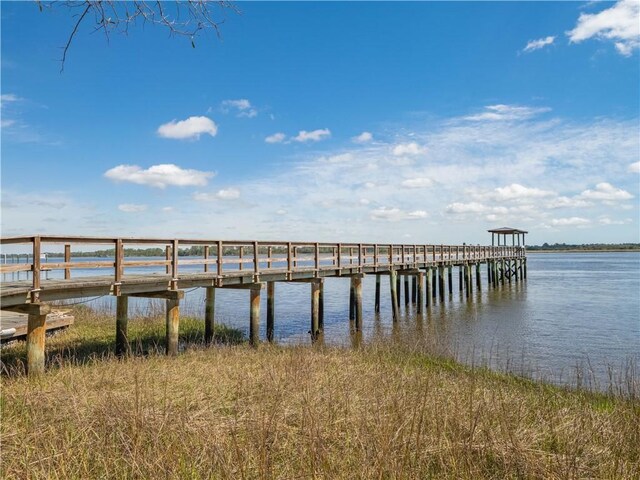1680 Blythe Island Dr, Brunswick, GA 31523