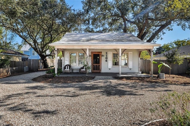 bungalow featuring a porch