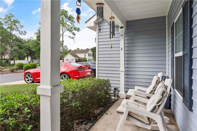 114 Shell Pointe Dr, Brunswick, GA 31525 - view of patio featuring a porch