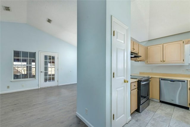 kitchen with stainless steel dishwasher, electric stove, lofted ceiling, and light brown cabinets