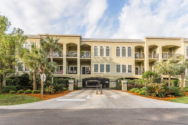 150 Salt Air Dr Unit 202, Saint Simons Island, GA 31522 - view of building exterior