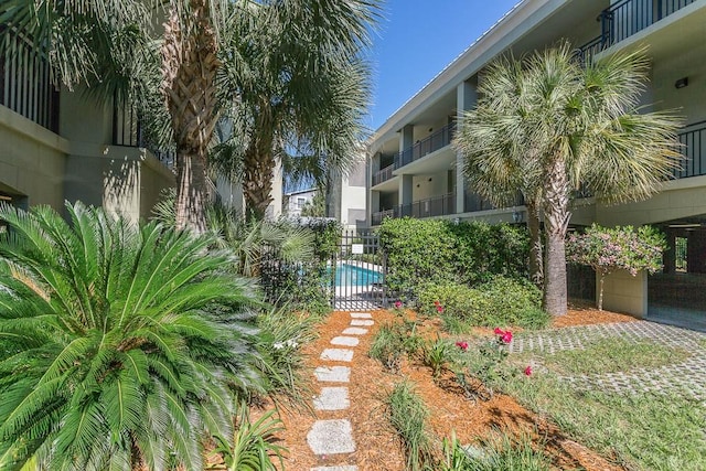150 Salt Air Dr Unit 202, Saint Simons Island, GA 31522 - surrounding community featuring a pool