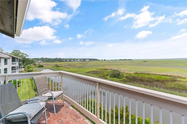 345 Moss Oak Cir, Saint Simons Island, GA 31522 - balcony featuring a view of countryside