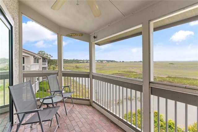 345 Moss Oak Cir, Saint Simons Island, GA 31522 - sunroom with ceiling fan