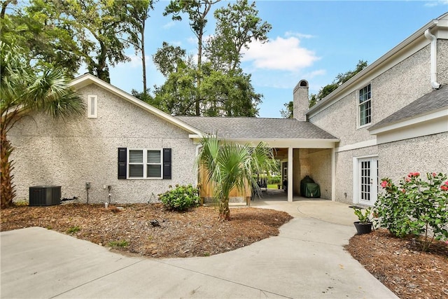 view of front of property featuring central AC