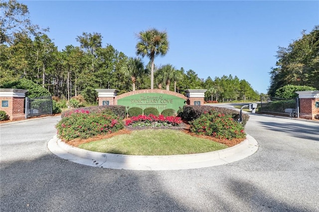 180 Ossabaw Way, Waverly, GA 31565 - community sign featuring a gate