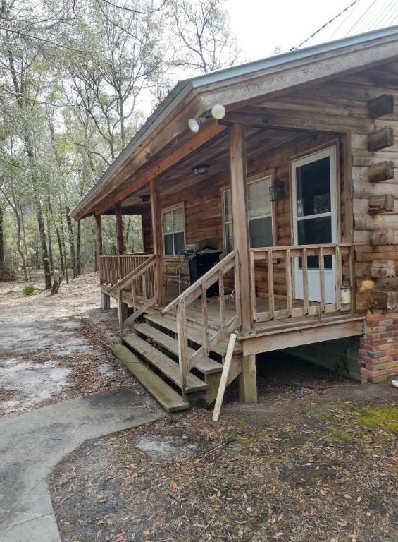 1518 To Jones Rd, Reidsville, GA 30453 - porch with area for grilling