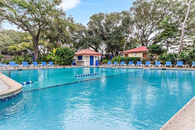 view of swimming pool