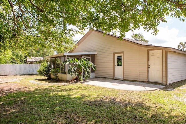104 Bamboo Dr, Kingsland, GA 31548 - view of outdoor structure featuring a sunroom