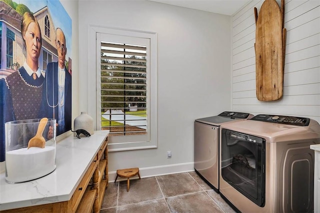 full bathroom with vanity, toilet, a wealth of natural light, and shower / bathtub combination with curtain