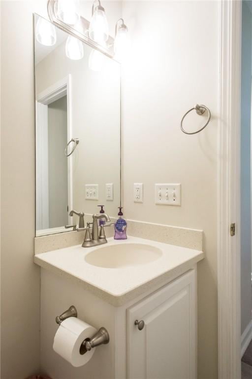 200 Salt Air Dr Unit 139, Saint Simons Island, GA 31522 - bathroom with vanity