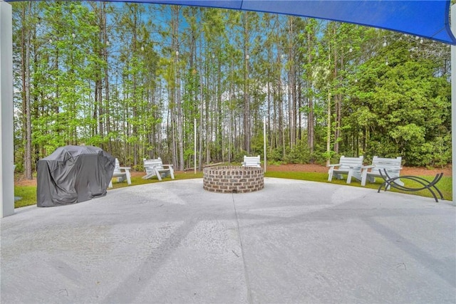 64 Wellington Cir, Brunswick, GA 31525 - view of patio / terrace with grilling area