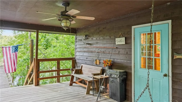 500 Altamaha Rd, Jesup, GA 31545 - wooden deck with ceiling fan