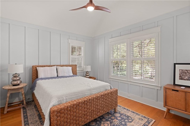 bedroom featuring light hardwood / wood-style floors and ceiling fan