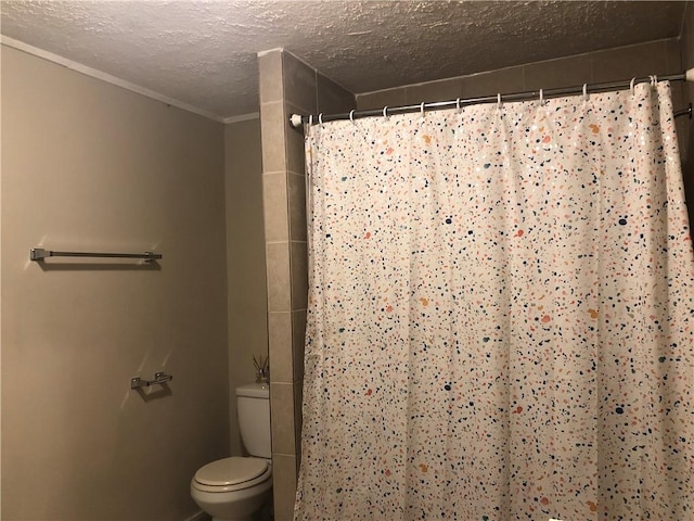 6644 New Jesup Hwy, Brunswick, GA 31523 - full bathroom featuring ornamental molding, a textured ceiling, and a shower with shower curtain