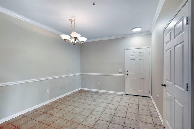 spare room featuring light tile patterned floors, crown molding, and a notable chandelier