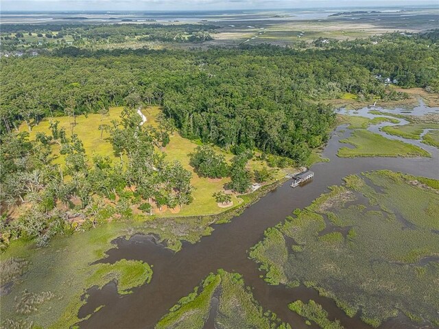 22 Carriage Dr, Saint Simons Island, GA 31522