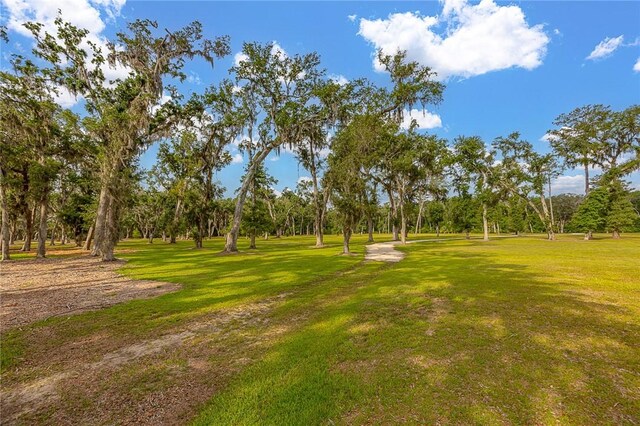 22 Carriage Dr, Saint Simons Island, GA 31522