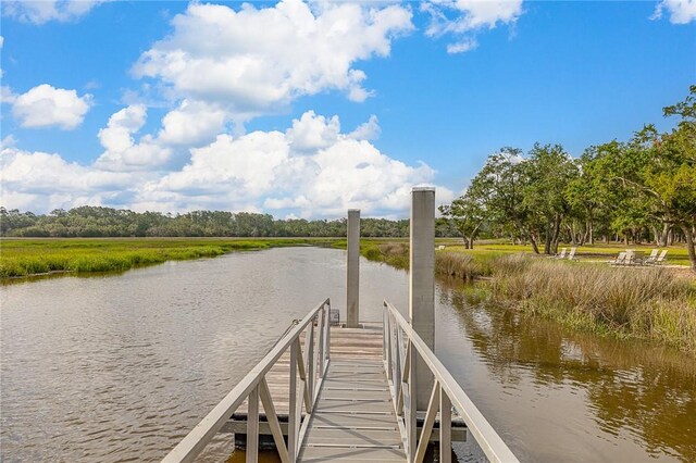 22 Carriage Dr, Saint Simons Island, GA 31522