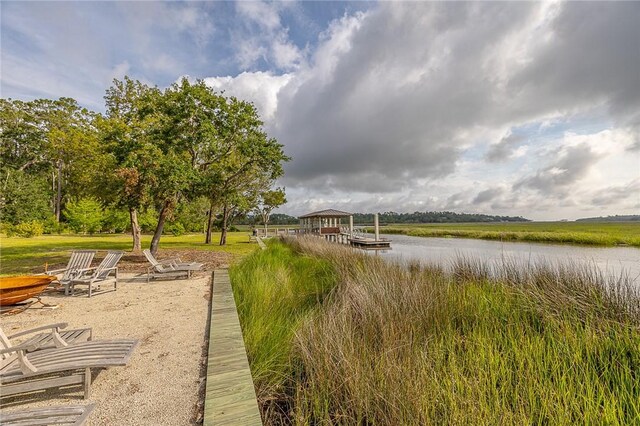 22 Carriage Dr, Saint Simons Island, GA 31522