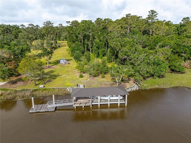 22 Carriage Dr, Saint Simons Island, GA 31522