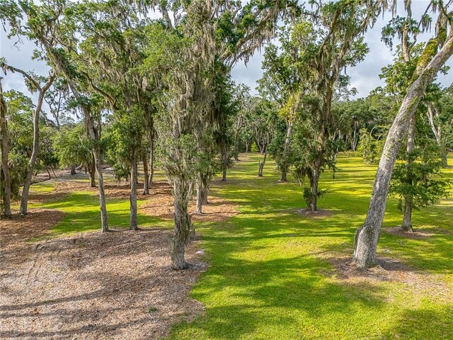22 Carriage Dr, Saint Simons Island, GA 31522