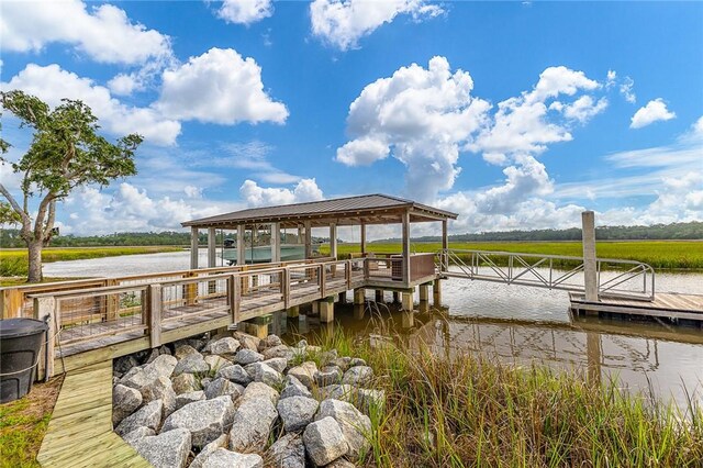 22 Carriage Dr, Saint Simons Island, GA 31522