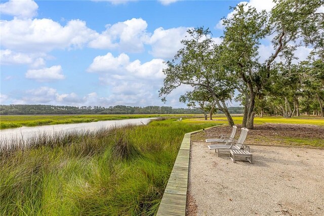 22 Carriage Dr, Saint Simons Island, GA 31522