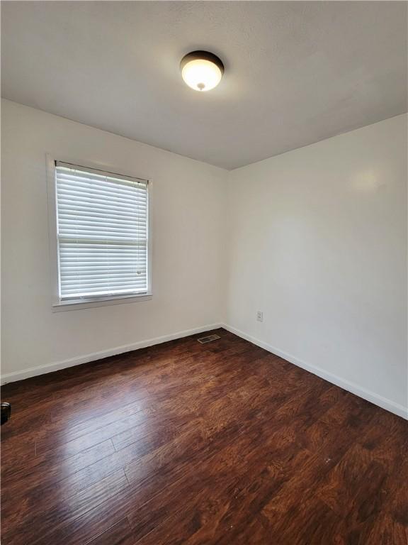3153 Southwood Dr, Waycross, GA 31501 - photo 6