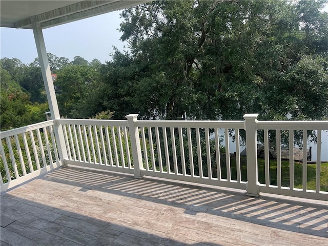 125 Palmera Ln, Brunswick, GA 31525 - view of wooden terrace