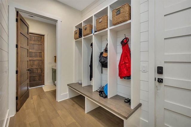 147 Butler Lake Dr, Saint Simons Island, GA 31522 - mudroom with light wood-style floors and baseboards