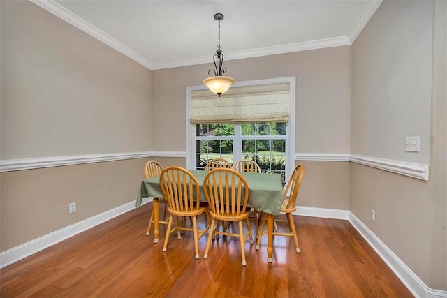 253 Winding Trl, Brunswick, GA 31523 - dining area featuring wood finished floors and ornamental molding