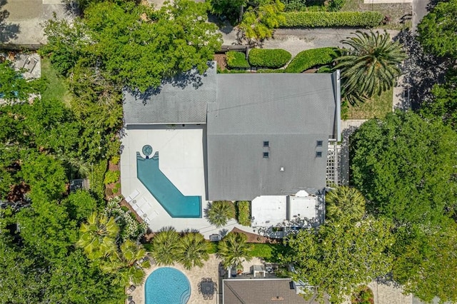 4218 Fifth St, Saint Simons Island, GA 31522 - aerial view of a pool area